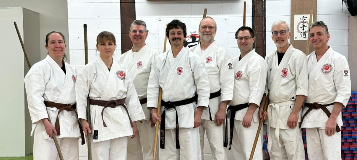 L'école de karaté  Dojo Kazoku de Sherbrooke offre des cours d'Armes traditionnelles (Kobujutsu)
